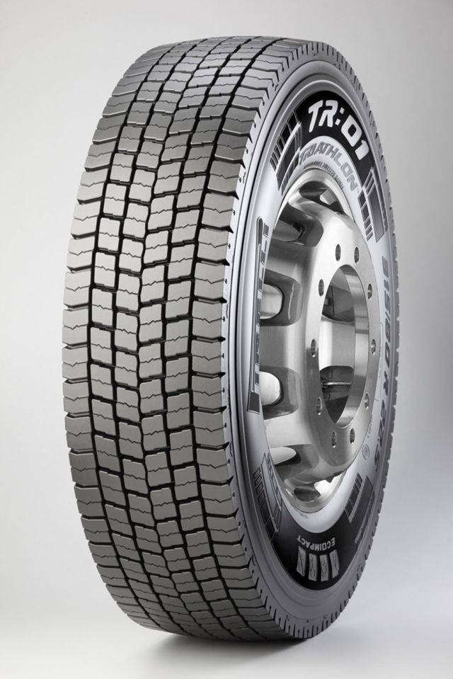 Levně Pirelli TR:01 TRIATHLON 225/75 R17.5 129m